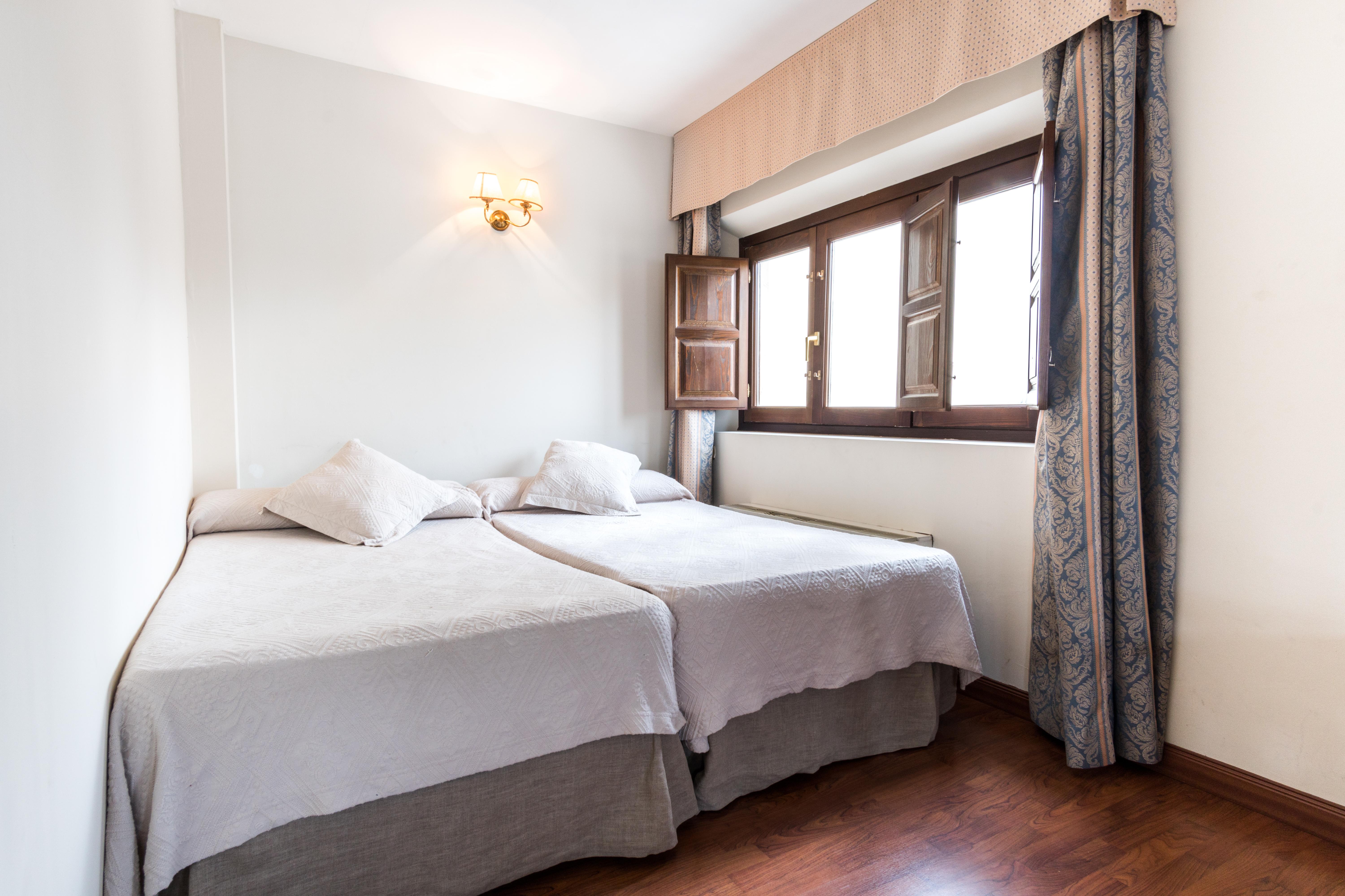 Hotel Plaza Nueva