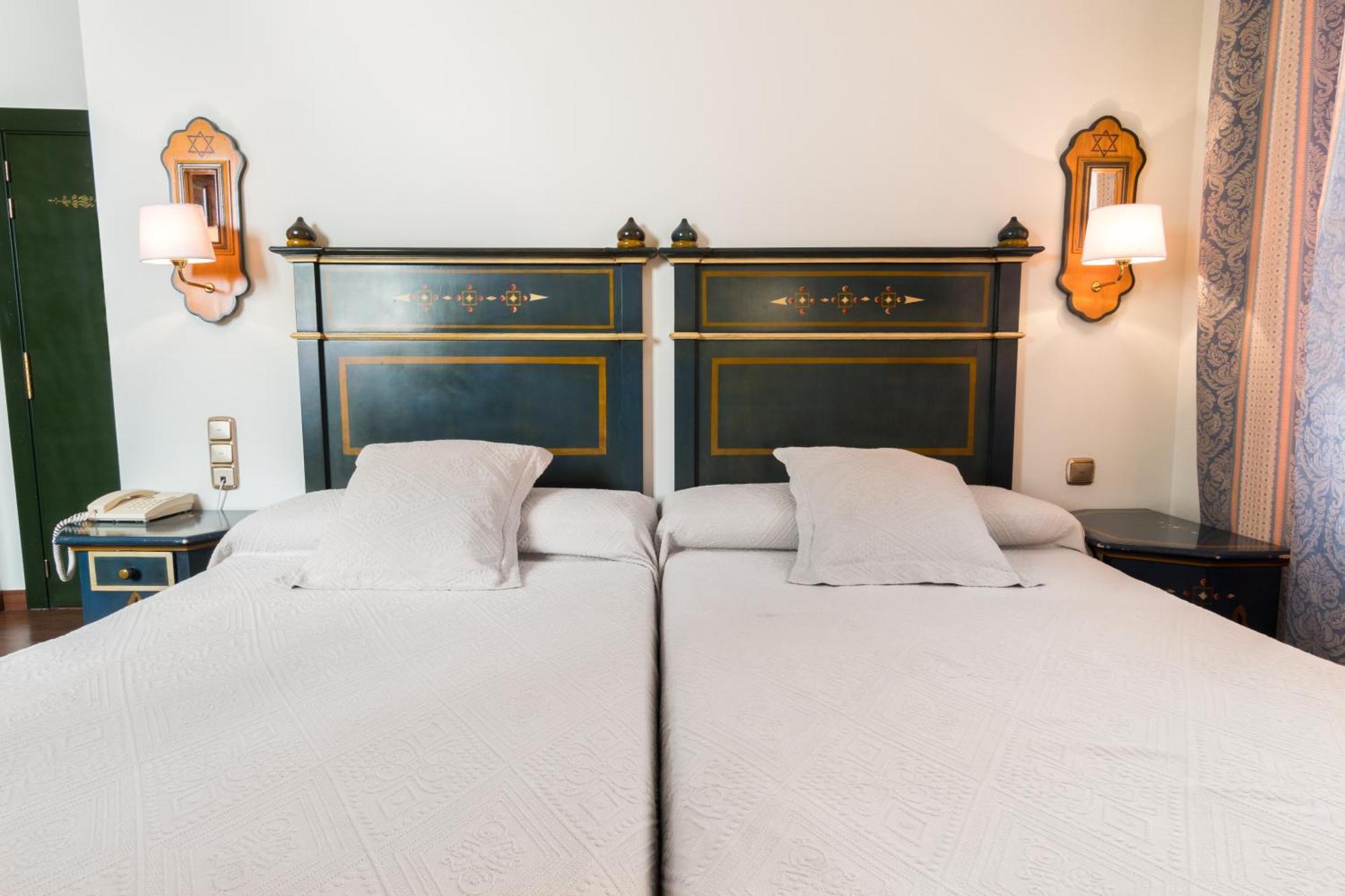 Plaza Nueva Hotel 3*