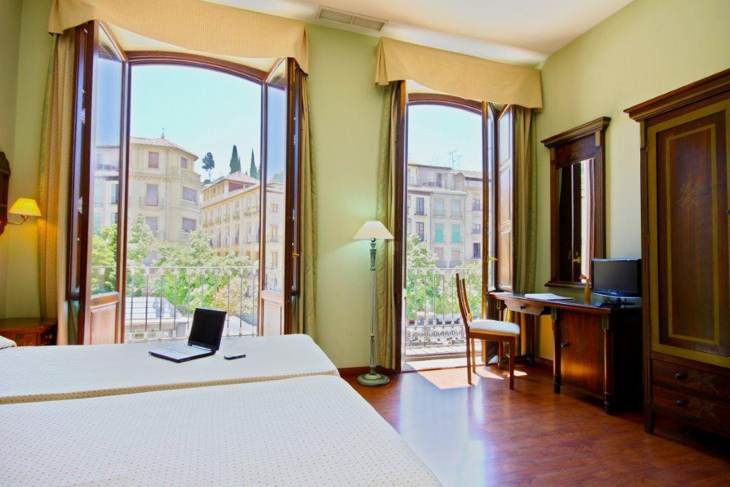 Plaza Nueva Hotel 3*